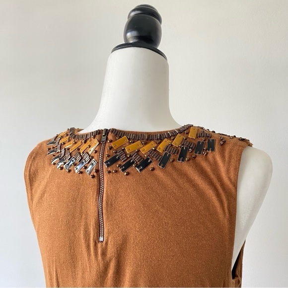Embellished Sleeveless Top - Picture 11 of 12